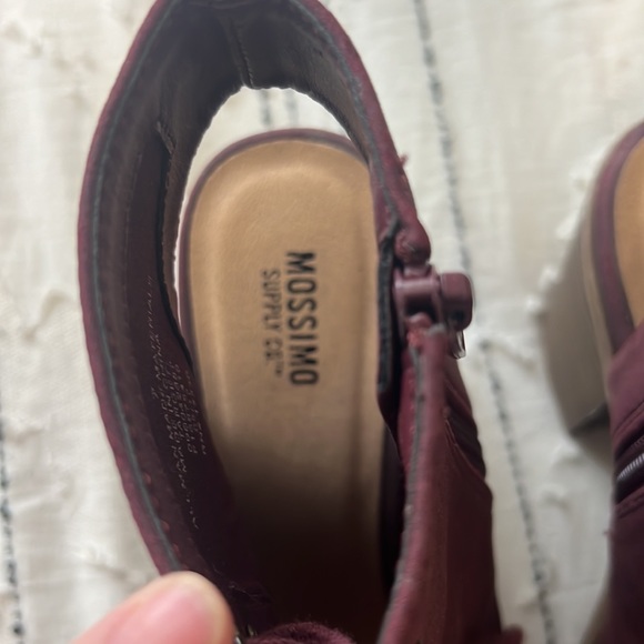 Mossimo heals - Picture 2 of 3